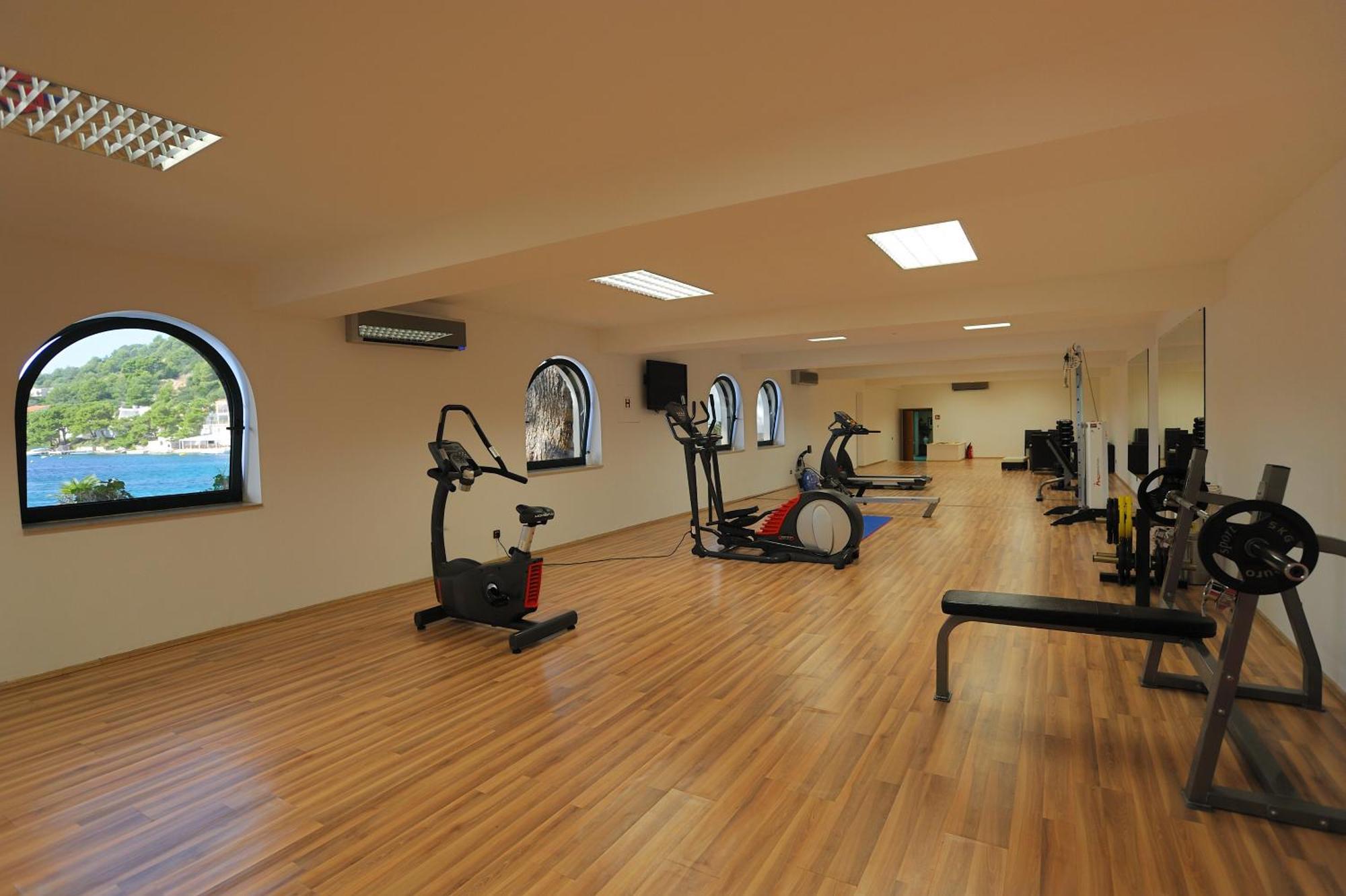 אובלי Hotel Solitudo מראה חיצוני תמונה