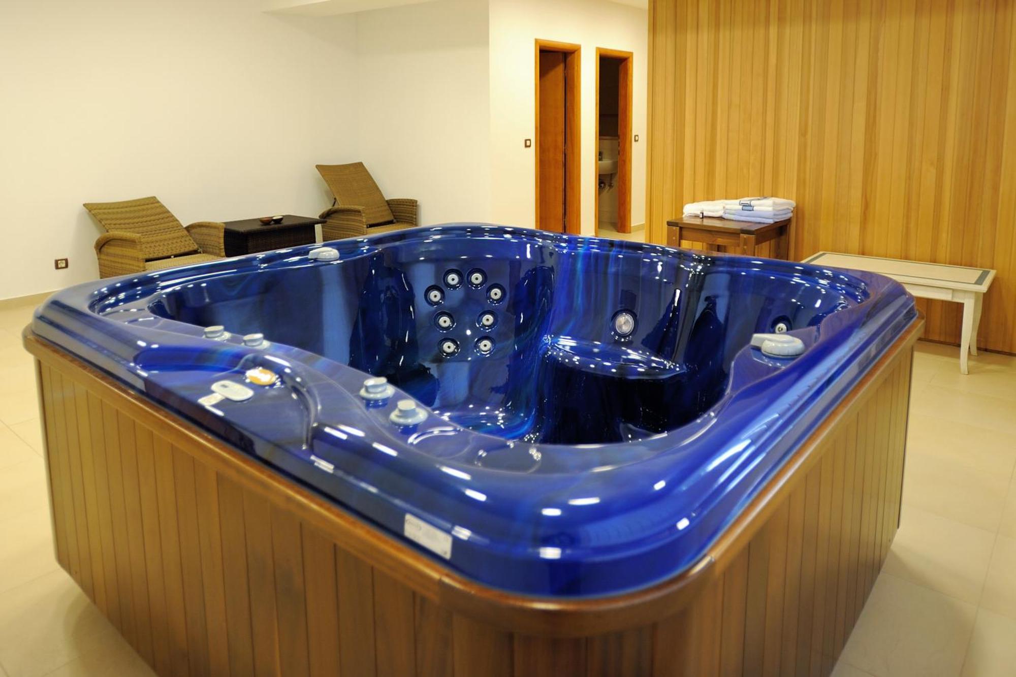אובלי Hotel Solitudo מראה חיצוני תמונה