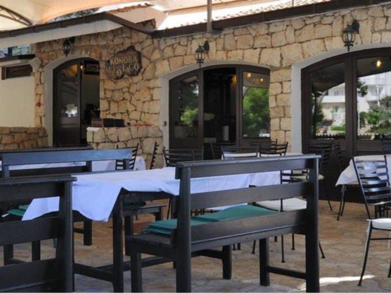 אובלי Hotel Solitudo מראה חיצוני תמונה